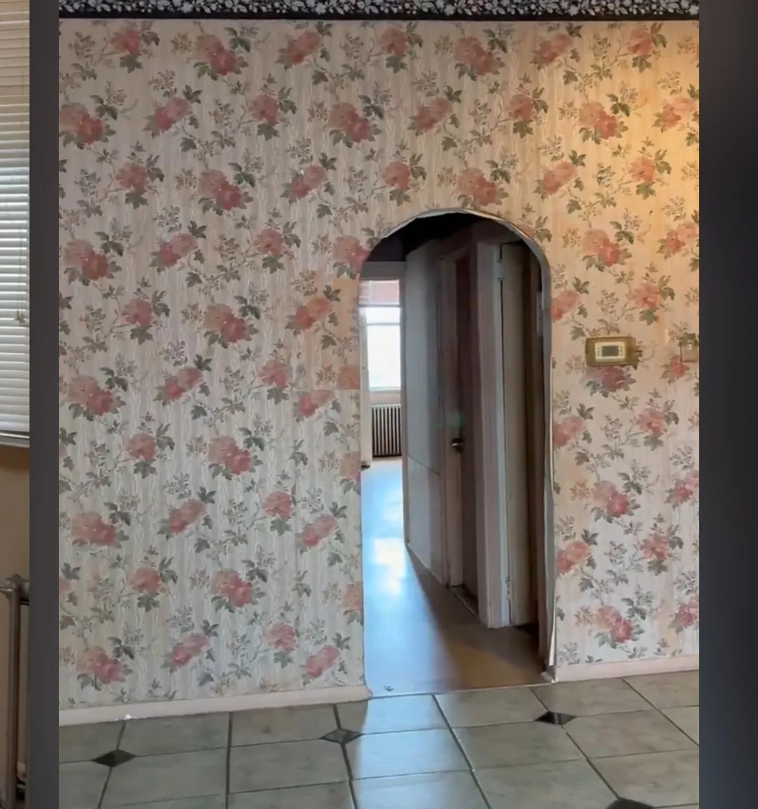 2 bed, 2244 sqft, $2,300 — Photo 4