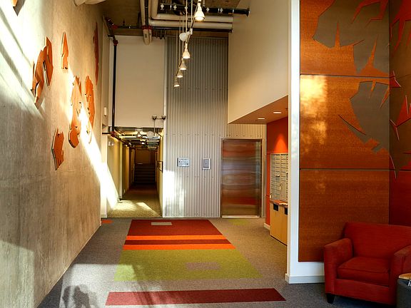4th image of 401 9th Ave N APT 315