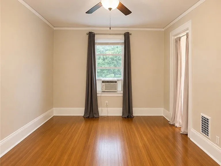 1176 Monroe Ave — Photo 16