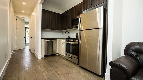 2025 Grove St #1L Photo 1