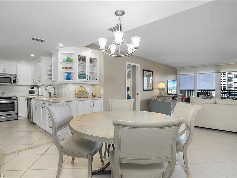 4005 Gulf Shore Blvd N #603 — Photo 15