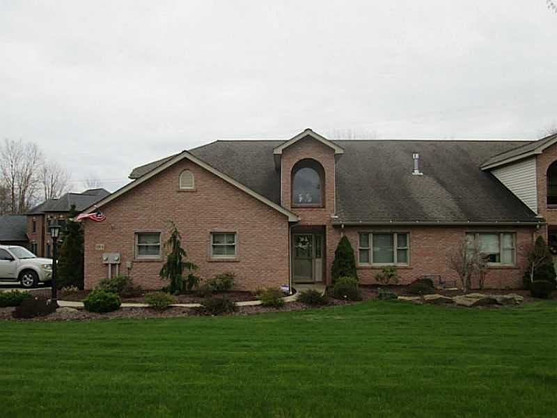 1st image of 120A Blossom Dr