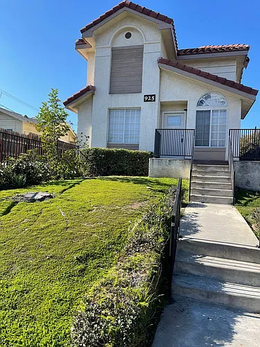 925 S Benito Ave Photo 1