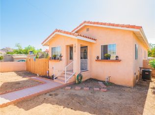 1412 Lakeshore Dr, Lake Elsinore, CA 92530