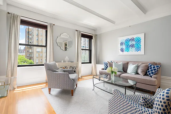 Sold by Compass | media 1