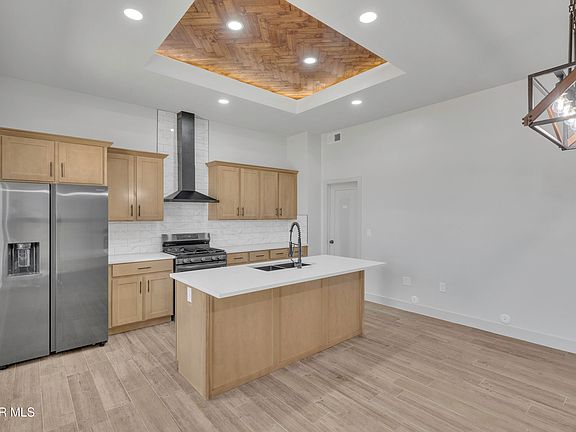 2nd image of 1204 Mojave Desert Dr