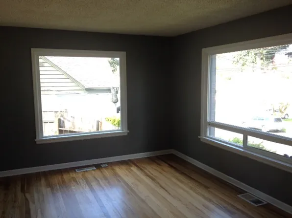 336 Harvard Ave, Fircrest, WA 98466