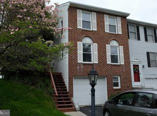 658 Colonial View Rd, Mechanicsburg, PA 17055