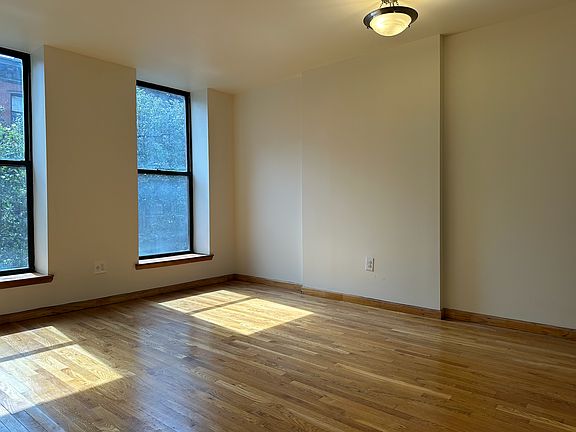 4th image of 403 W 40th St APT 2FE