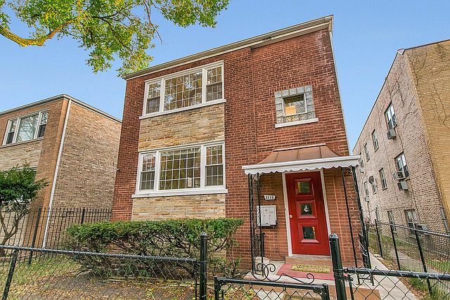 1st image of 2119 W Granville Ave