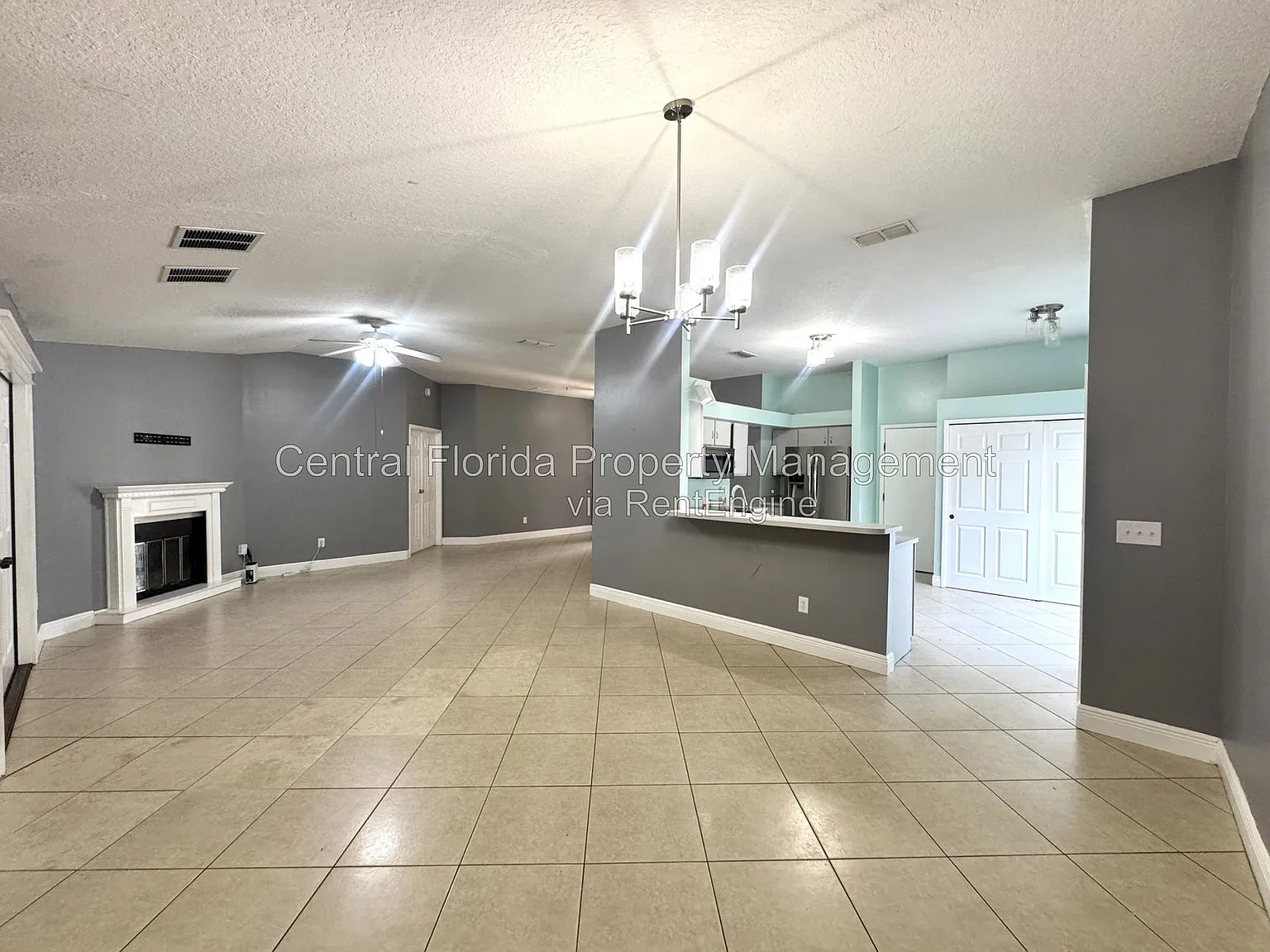 3 bed, 2.0 bath, 1850 sqft, $2,499 — Photo 3