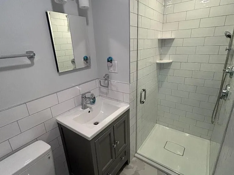 470 Vreeland Ave — Photo 7