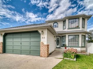 68 Del Ray Cres NE, Calgary, AB T1Y 6V9
