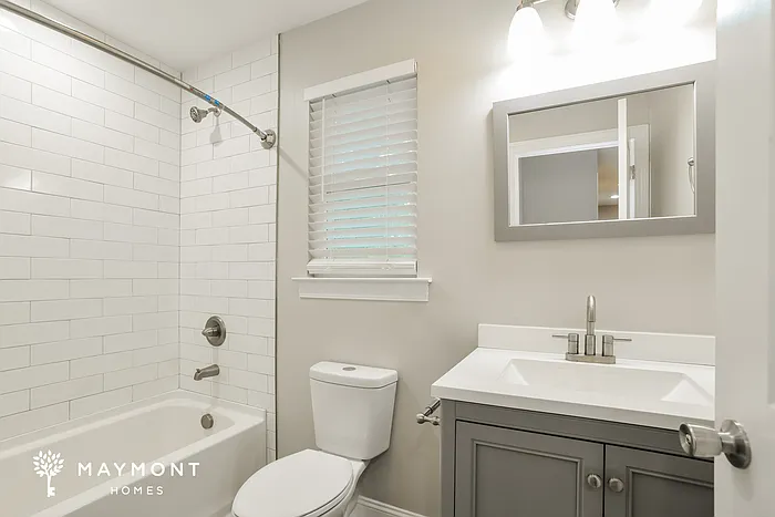 503 E Cloninger St — Photo 13