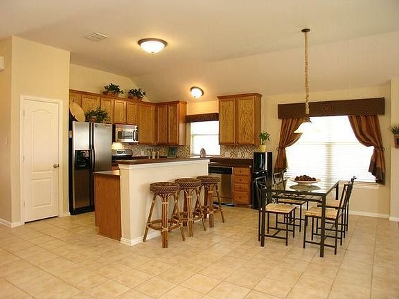 5th image of 2841 Cascade Cove Dr