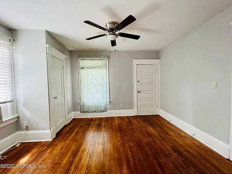 2322 Herschel St #3 — Photo 6