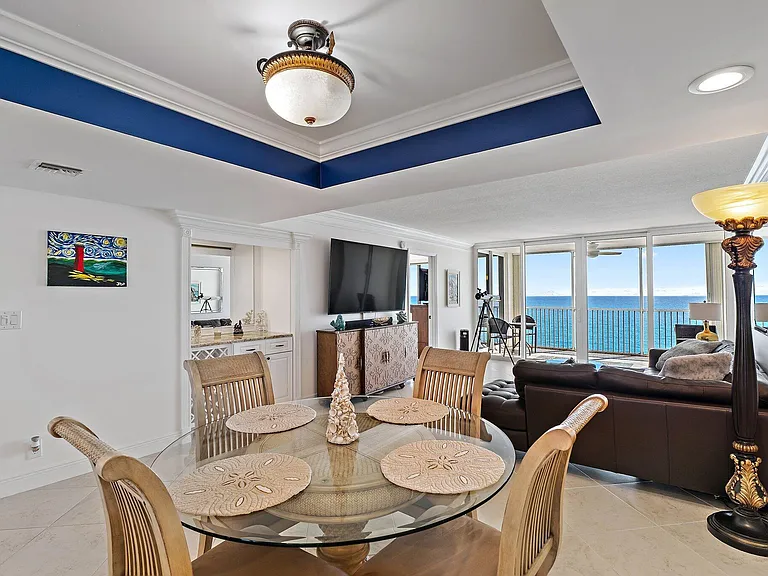 840 Ocean Dr #905 — Photo 9