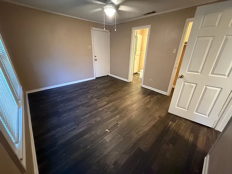 212 Choice St — Photo 8