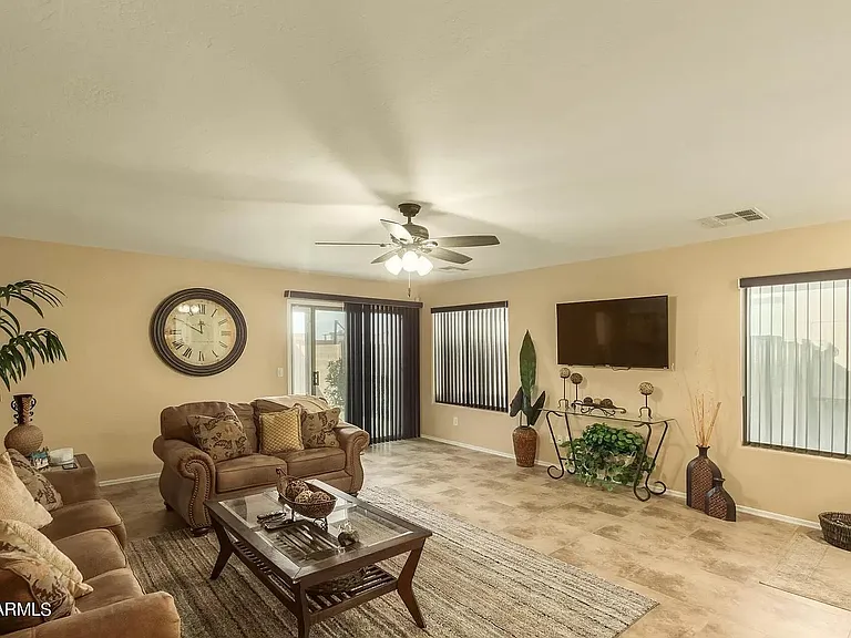 24470 N Shelton Way — Photo 7