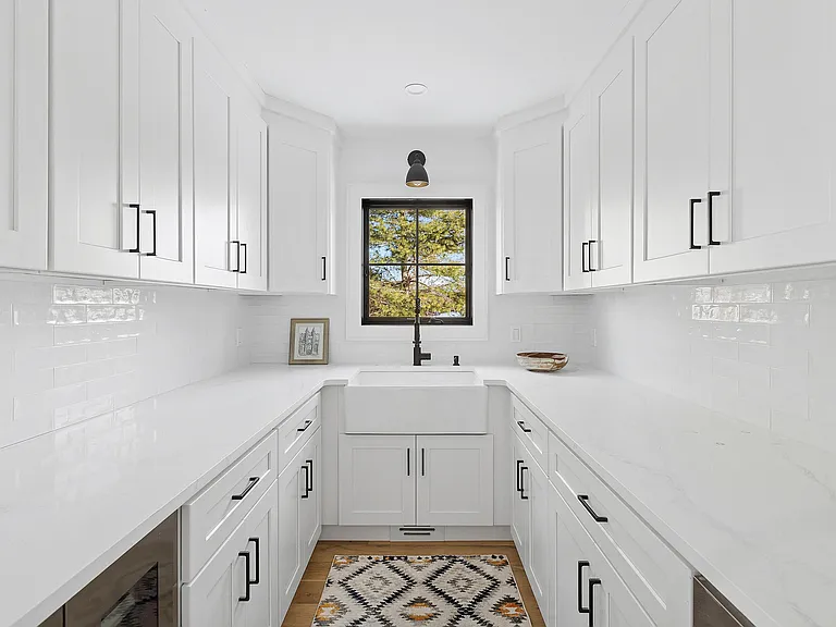 47 Hilltop Rd — Photo 11
