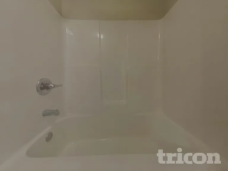 228 Fieldcrest Dr — Photo 14