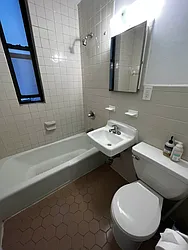 Rented by Salon Realty Corp