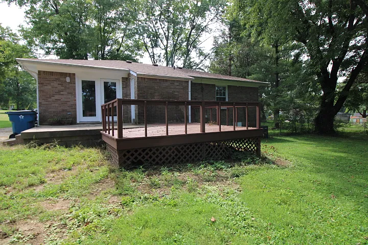 3 bed, 1016 sqft, $1,595 — Photo 3
