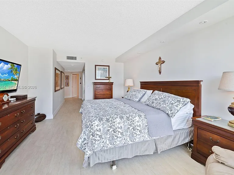 16400 Collins Ave #1644 — Photo 19