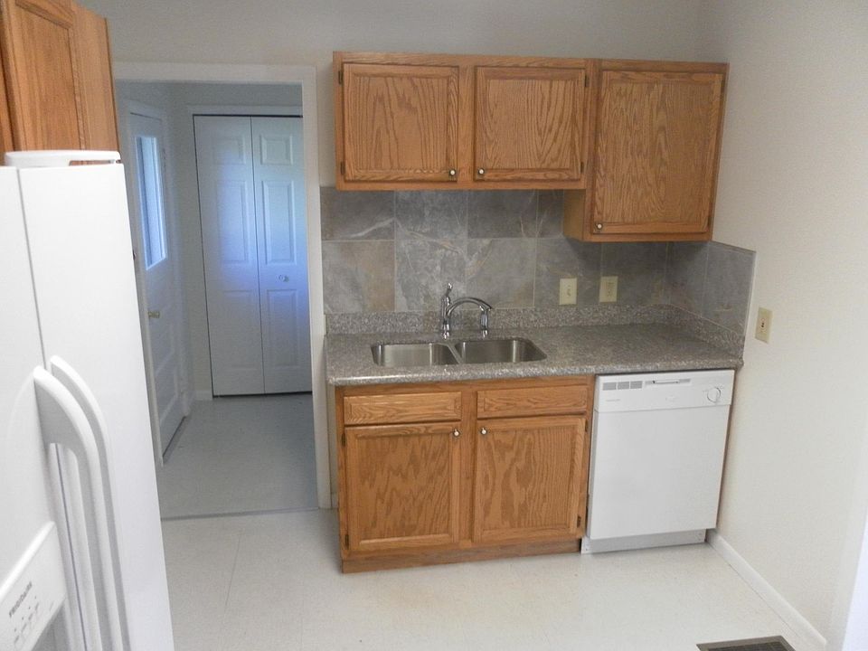 2nd image of 348 Ohio Ave