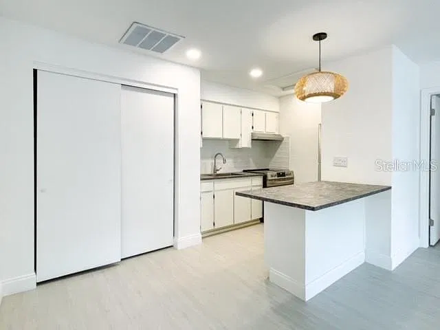 712 Angelina Ln — Photo 3
