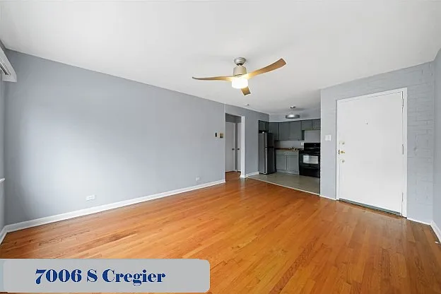1 bed, 750 sqft, $1,200 — Photo 3