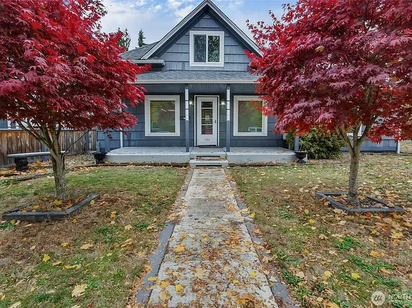 303 7th Ave NW, Puyallup, WA 98371