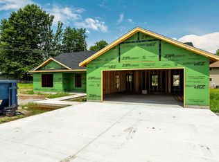 1101 Wildflower Ln, Herrin, IL 62948