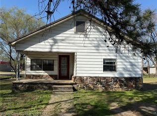 118 S Columbus St, Spiro, OK 74959