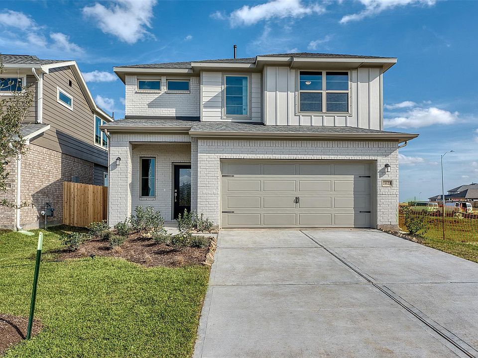 1st image of 21123 Autumn Heights Dr