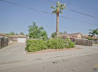 1607 S Fairfax Rd, Bakersfield, CA 93307