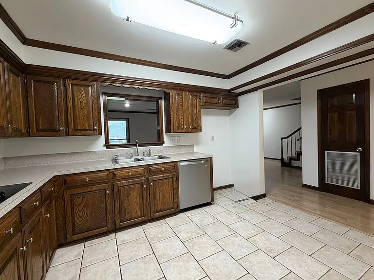 204 Dublin Cir #A — Photo 10