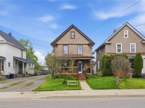 54 Evan St, Welland, ON L3B 3V5
