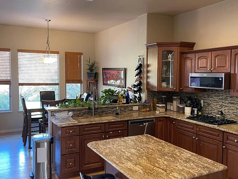 13973 Sierra Star Ct — Photo 4