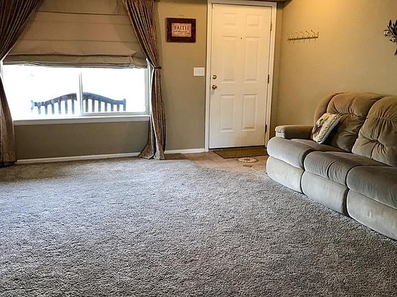 2nd image of 4084 Orleans Ct