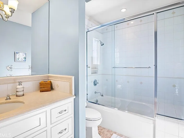 50 N La Senda Dr — Photo 37