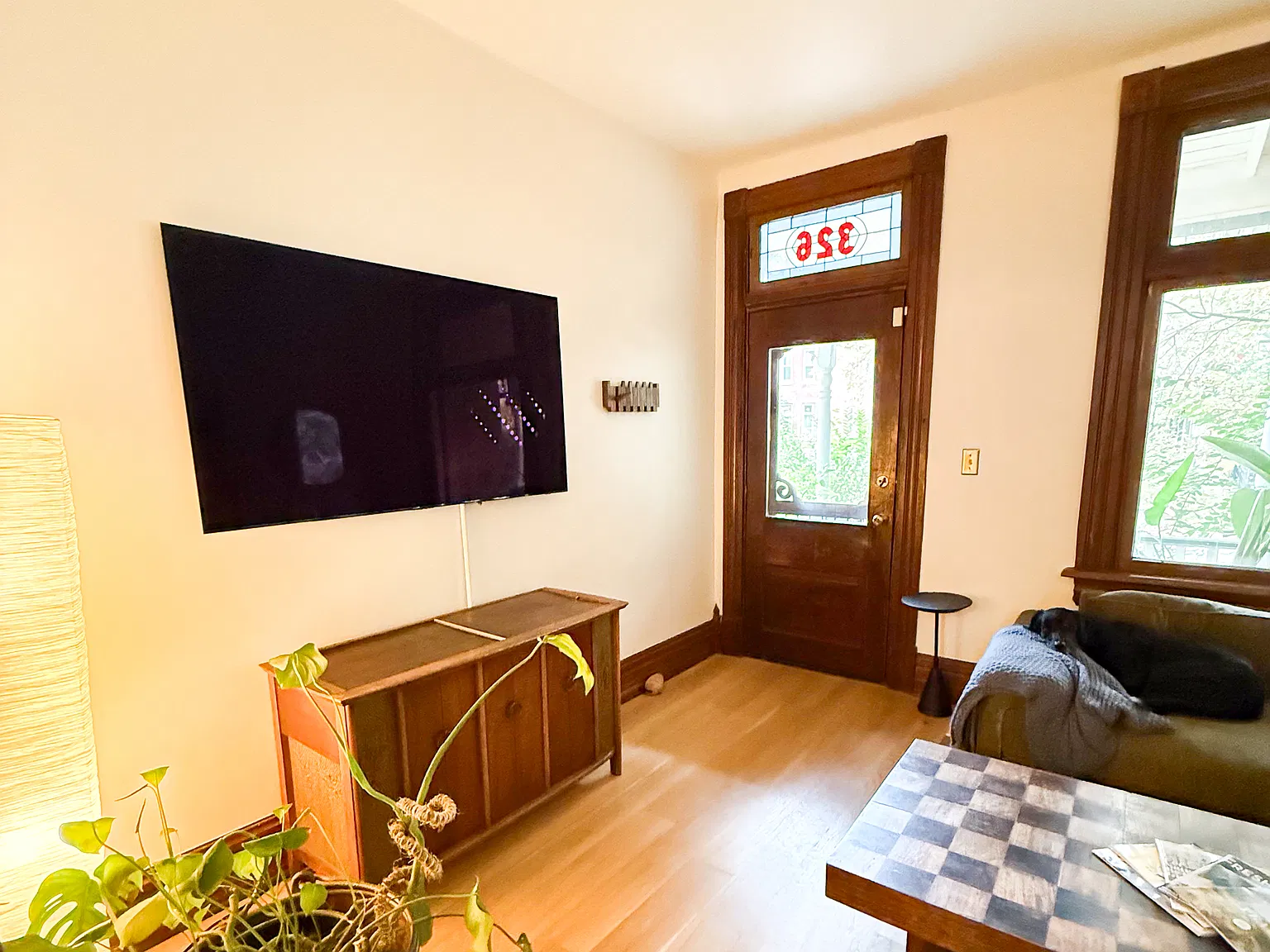 2 bed, 1.5 bath, 1800 sqft, $3,000 — Photo 4