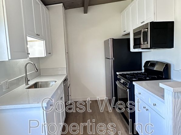 1636 Chalcedony St #5