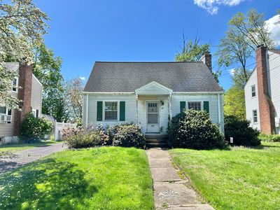 69 Edgemere Avenue, West Hartford, CT, 06110