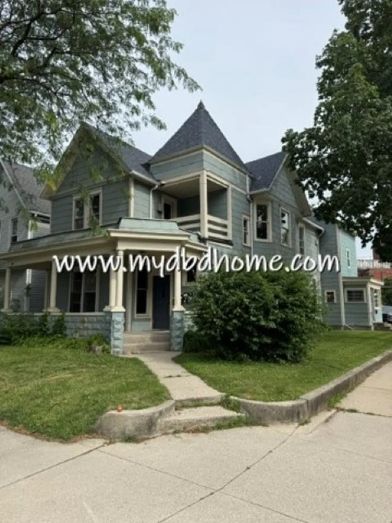 1704 W. Main St — Photo 1
