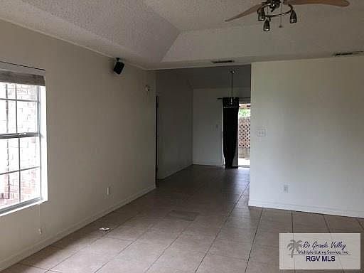 3rd image of 3778 Calle Nortenia
