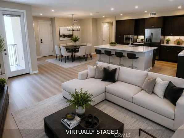 111 Bowery, Irvine, CA 92612
