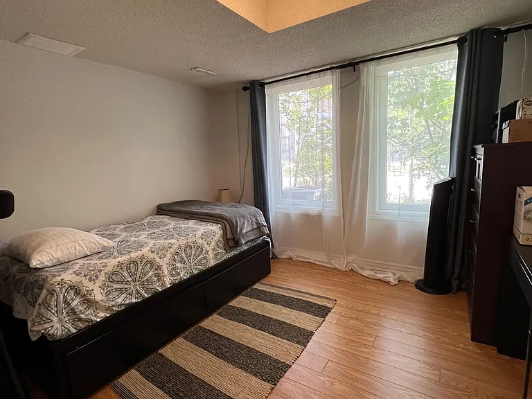 338 S Park Rd — Photo 11