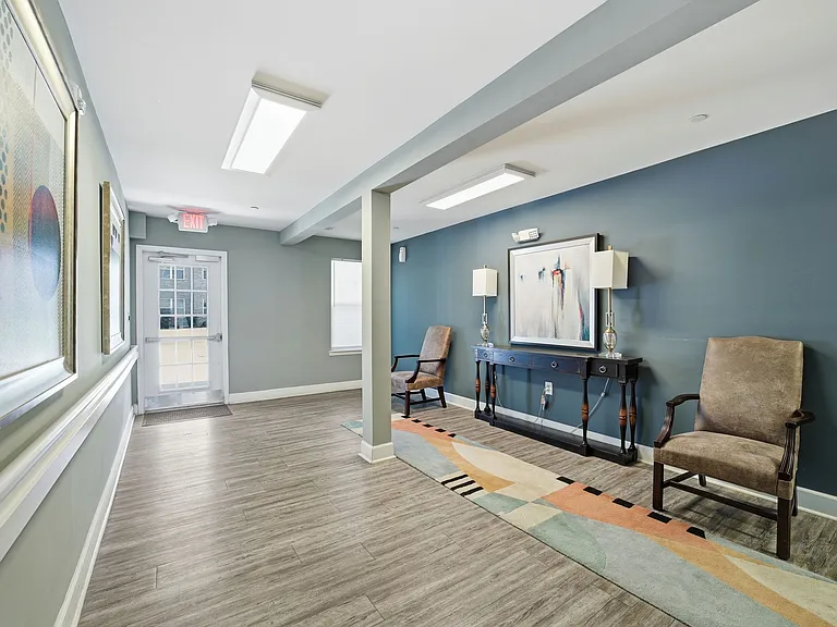 Crescent Villas — Photo 12