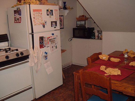 3rd image of 709 Bluemont Ave APT C